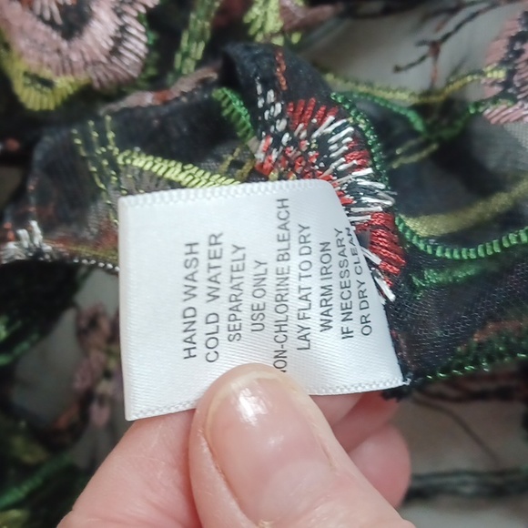 Chris McLaughlin Sheer Embroidered Shrug - Picture 10 of 10